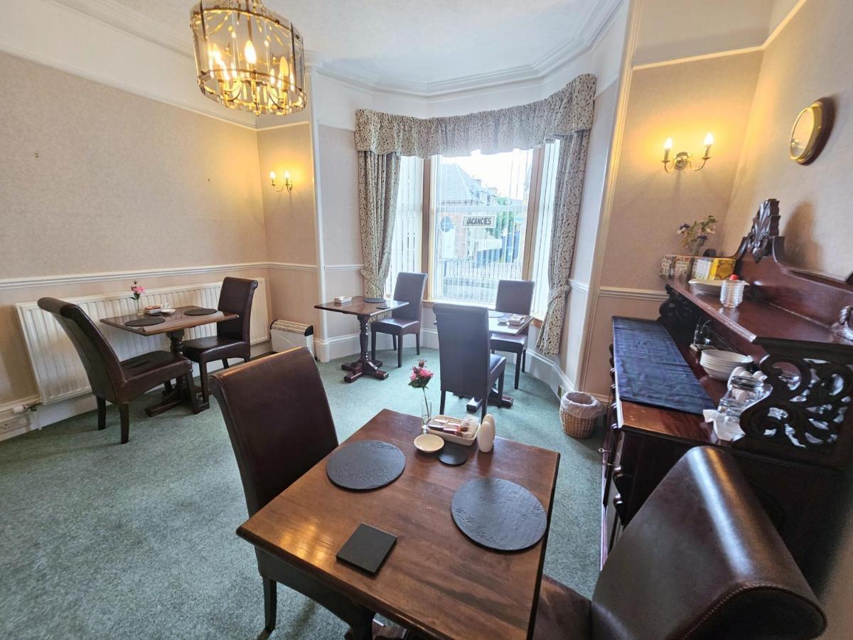 Abermar Guest House - Inverness Esterno foto