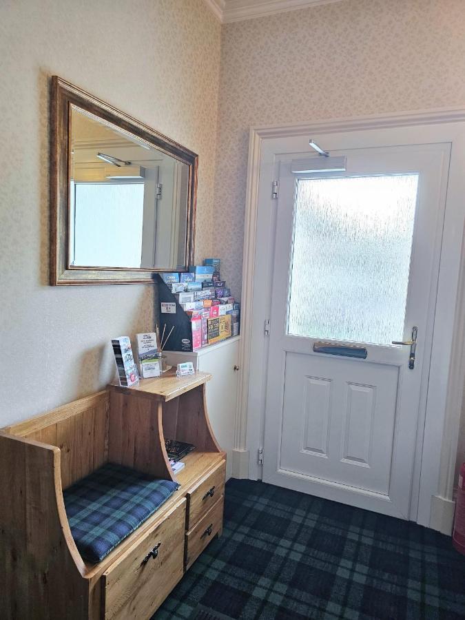 Abermar Guest House - Inverness Esterno foto