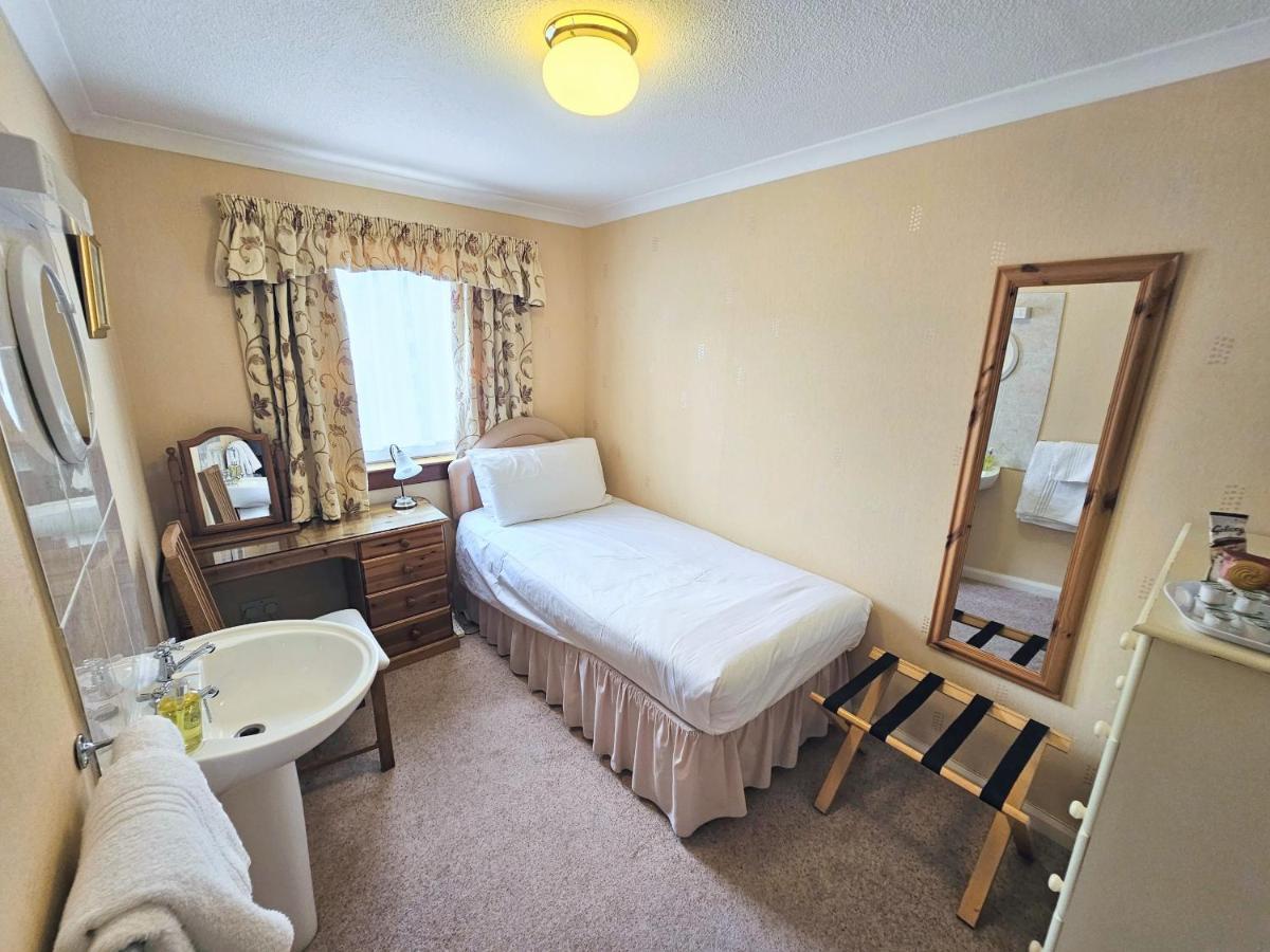 Abermar Guest House - Inverness Esterno foto